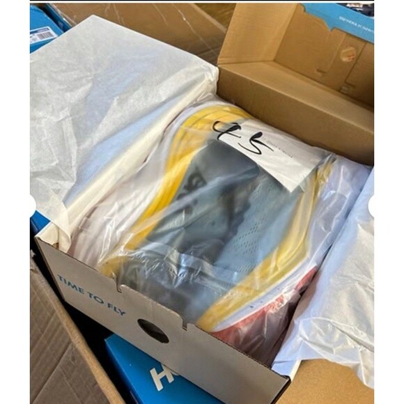 Hoka One One Bondi 8 Men's Size 8.5 D Grey Yellow Athletic Running Sneakers NIB - Picture 3 of 7